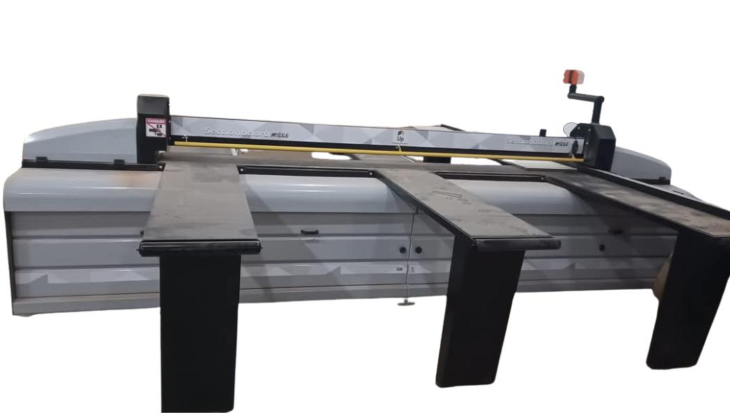 Seccionadora Maxx 3000mm
